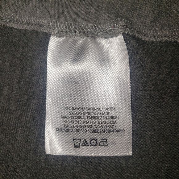 TAHARI Gray Long Sleeve Distressed T Shirt - Picture 6 of 7